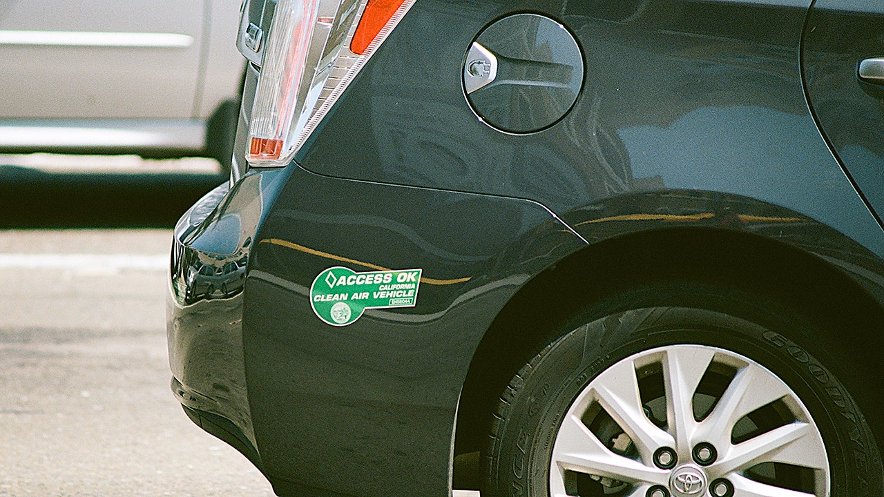 California EV drivers are about to lose a major perk after 25 years