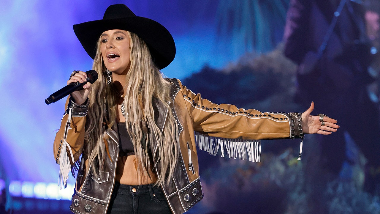 Lainey Wilson designs Nashville home with Grand Ole Opry flooring and a sweet tribute to her horse Tex