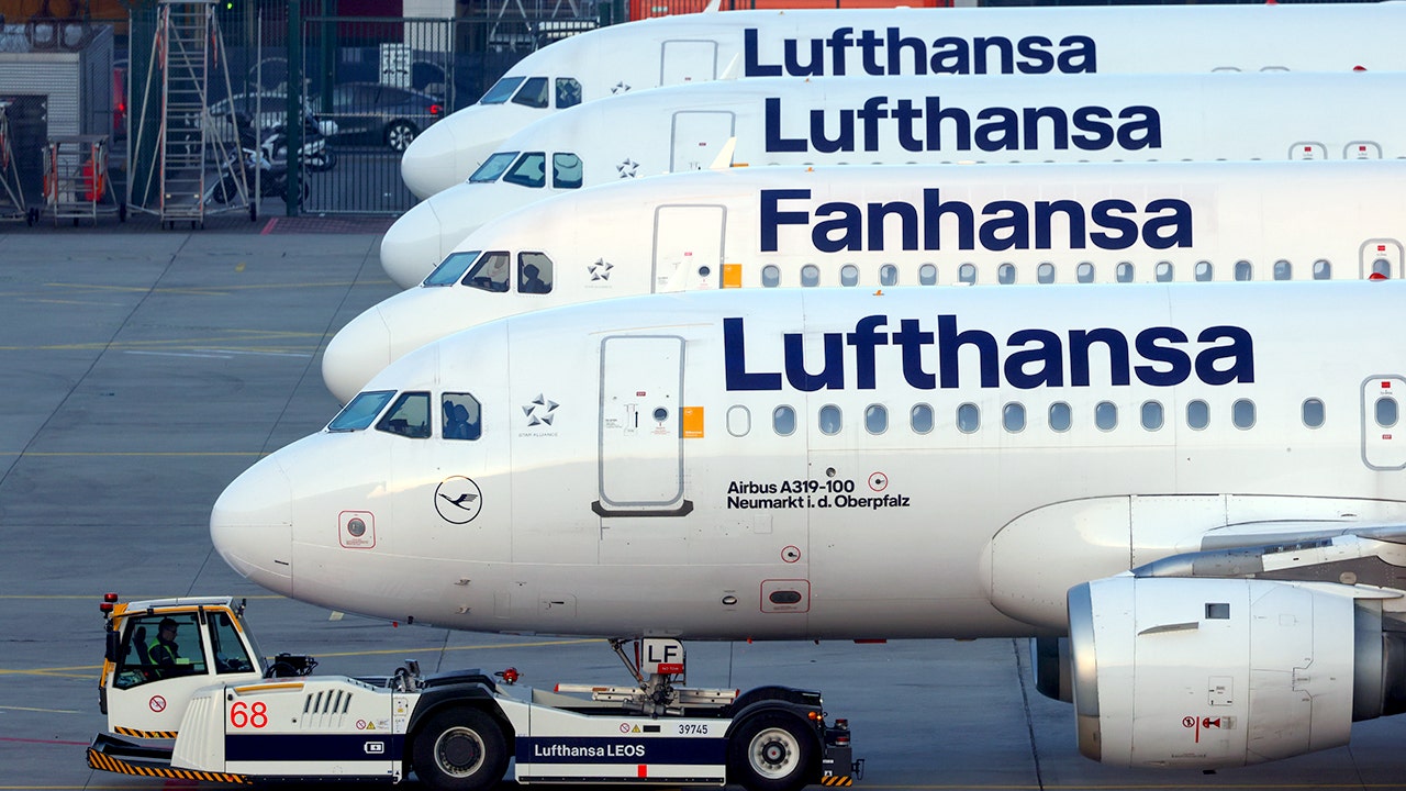 A flight group aims to administration roles with digitalization and Automation in 2030