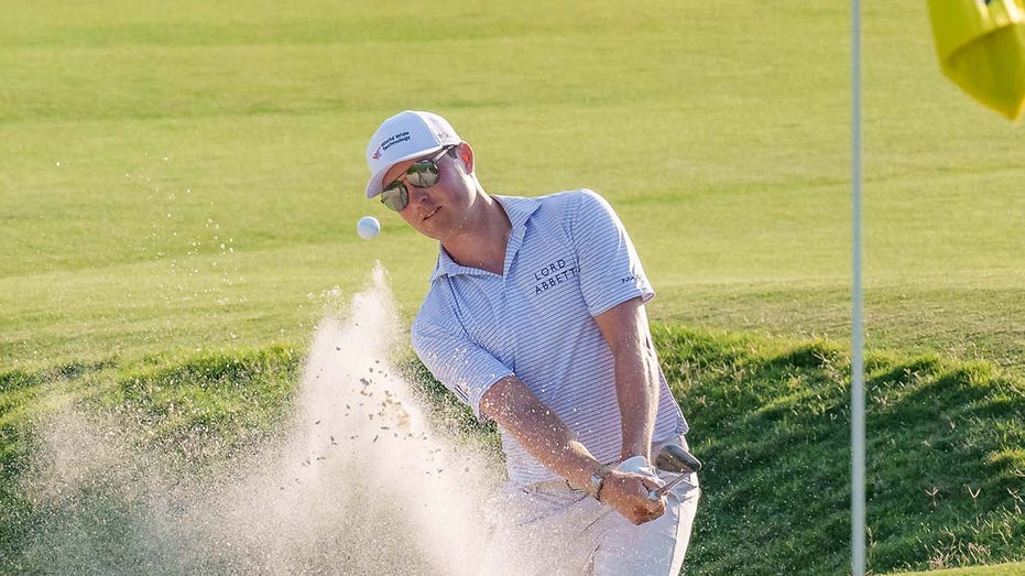 Ben Griffin sand shot