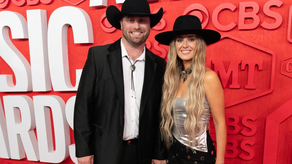 Lainey Wilson and Devlin Hodges