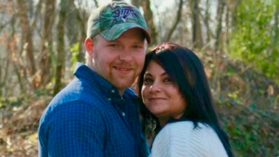 Jamie and Melissa Guinn.
