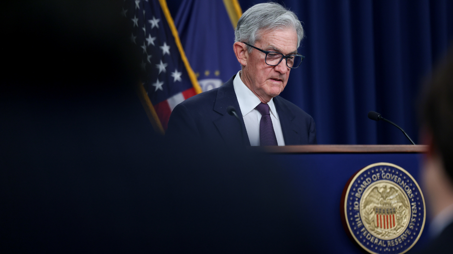 Fed chair Jerome Powell speaks during an FOMC meeting
