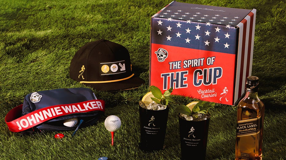 Johnnie Walker Ryder Cup Cocktail Courier kit