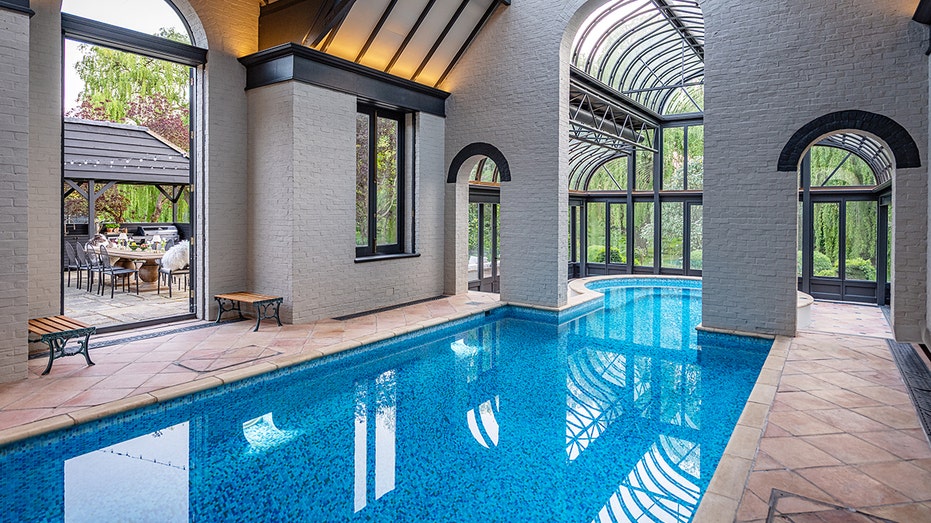 Home has a house swimming pool.