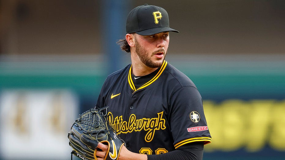 Paul Skenes looks to pitch