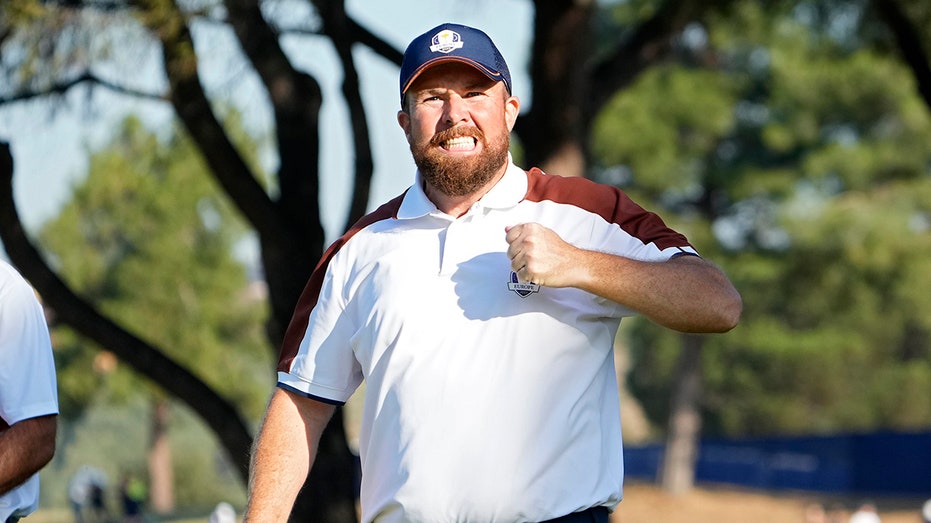 Shane Lowry chest pump