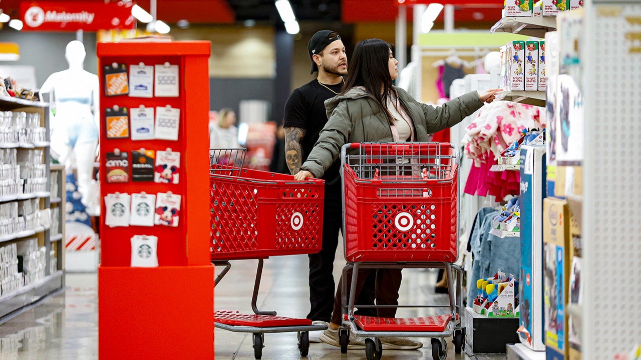 The target is to cut 1,000 jobs for the organization