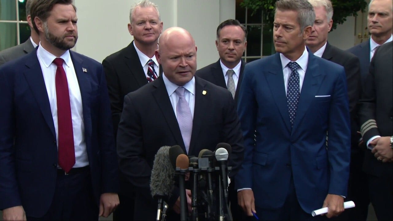 Teamsters leader Sean O’Brien demands ‘end the shutdown’ while flanked by Vance, Duffy at White House event Teamsters leader Sean O’Brien demands ‘end the shutdown’ while flanked by Vance, Duffy at White House event