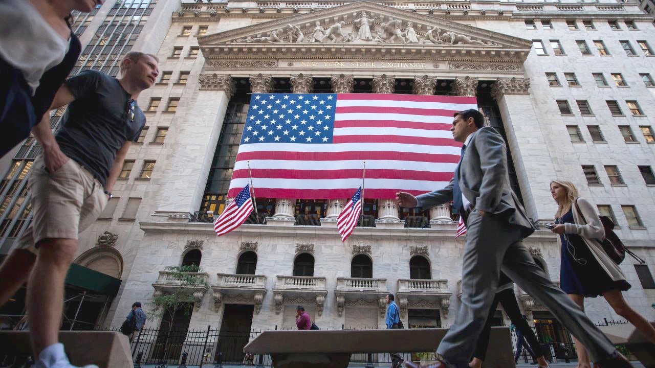 Over 20 state economies are in or near recession, Moody’s finds