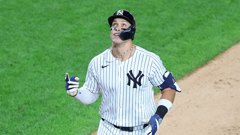 Aaron Judge home run celebration