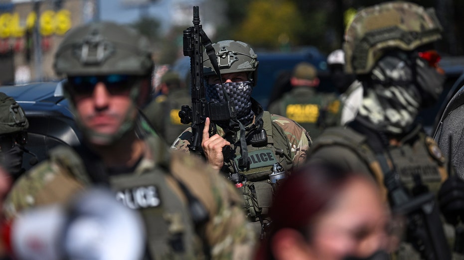 Federal officers identified on the streets
