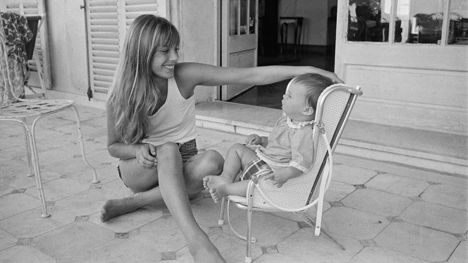 Jane Birkin with her daughter Charlotte
