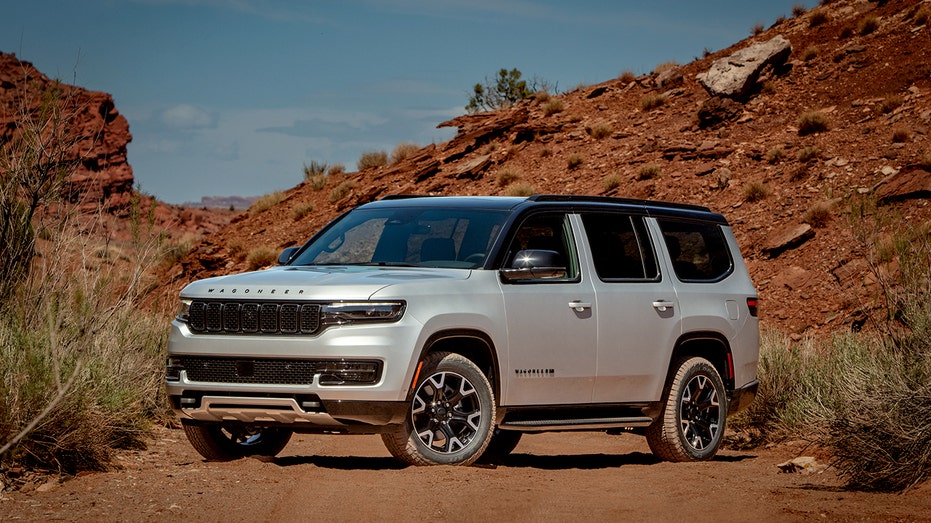 The new 2025 Jeep Wagoneer Overland Special Edition parked outside.