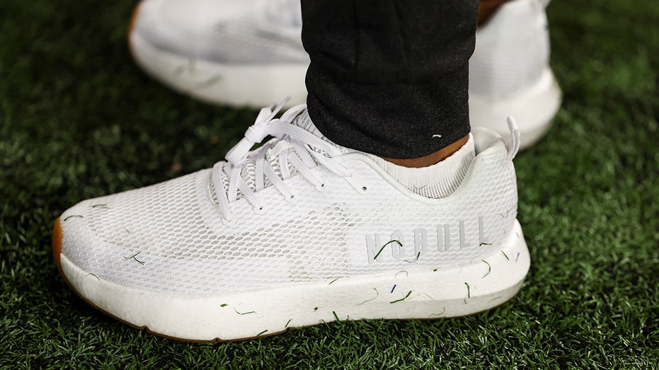 NOBULL shoe