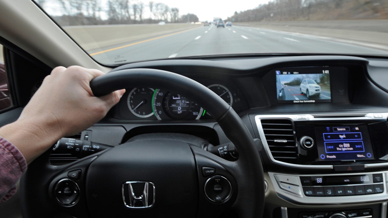 Honda recalls 256K cars nationwide over potentially dangerous software glitch Honda recalls 256K cars nationwide over potentially dangerous software glitch