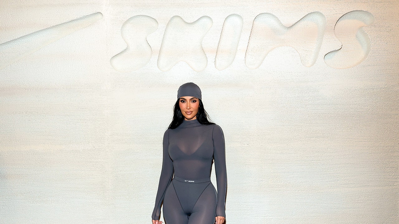 Kim Kardashian’s Skims hits B valuation milestone in massive new 5M funding round Kim Kardashian’s Skims hits B valuation milestone in massive new 5M funding round