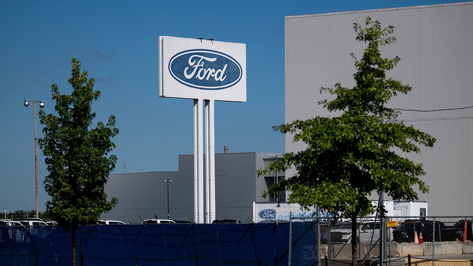 Kentucky Governor Grapples With Tariffs, Says 2028 Call Can Wait