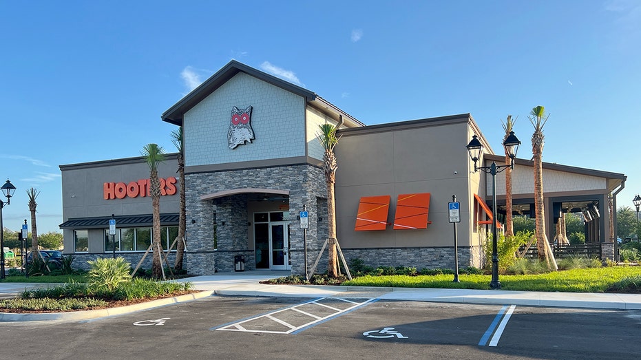 Exterior view of a Hooters restaurant.
