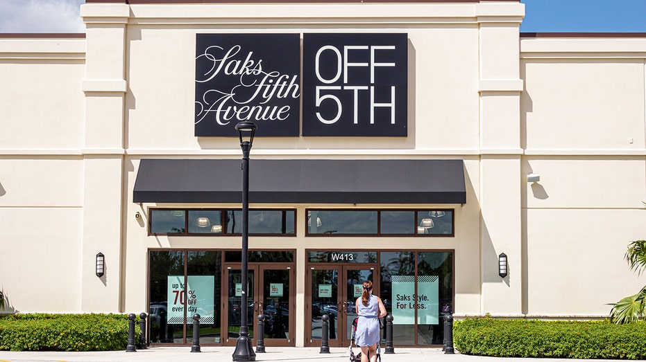 Florida, West Palm Beach, Palm Beach Outlet mall, Saks Fifth Avenue Off 5th entrance