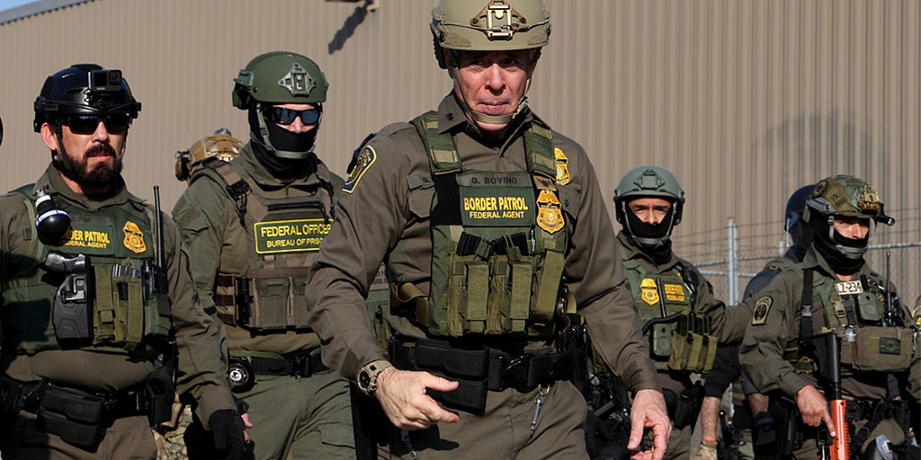 Google, Apple urged by House committee to pull apps tracking ICE agents