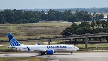 An United Airlines plane is seen at George Bush Intercontinental Airport on July 25, 2025, in Houston, Texas. (Photo by RONALDO SCHEMIDT / AFP) (Photo by RONALDO SCHEMIDT/AFP via Getty Images) - Fox Business News
