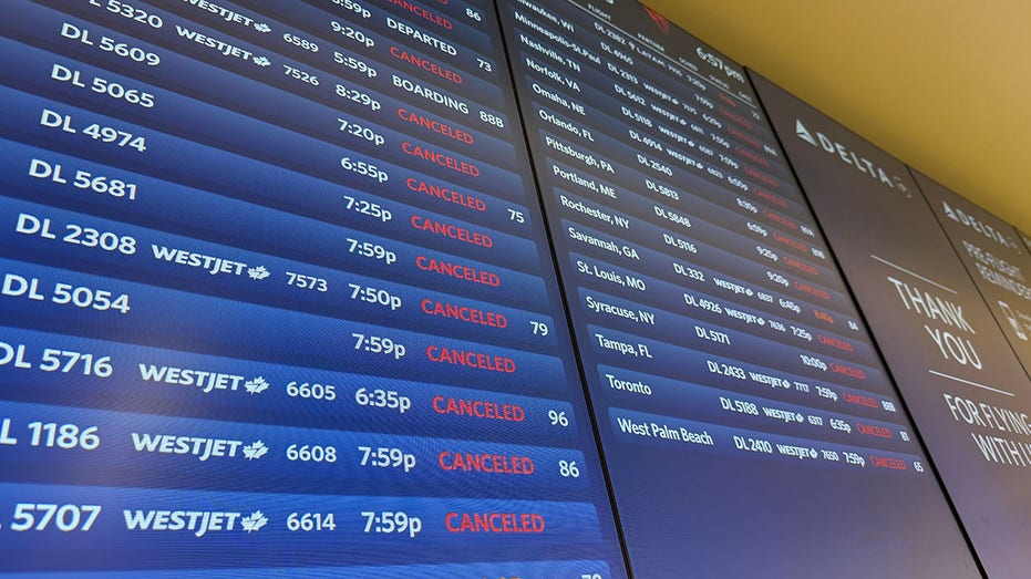 Flight cancelation board