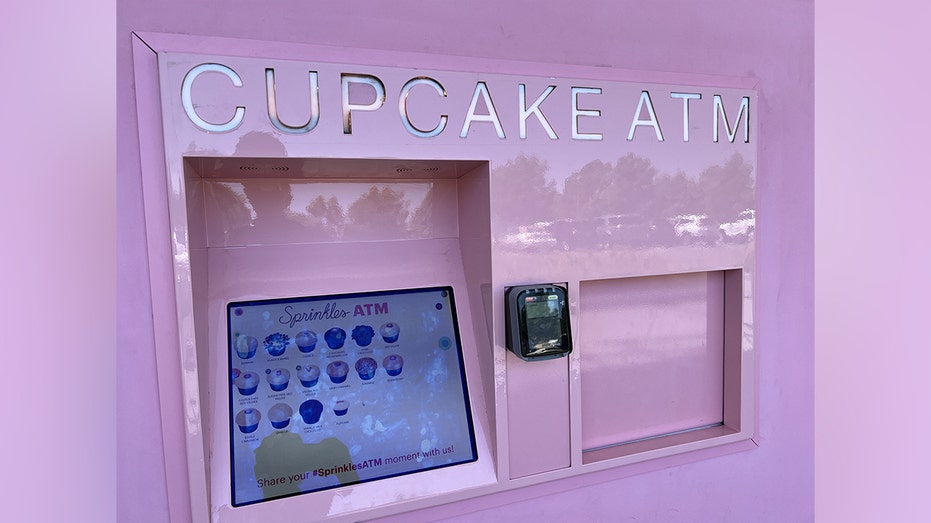cupcake ATM at Sprinkles cupcakes