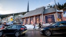 Pedestrians walk past the USA House during the annual meeting of the World Economic Forum (WEF) in the Alpine resort of Davos on January 19, 2026. - Fox Business News