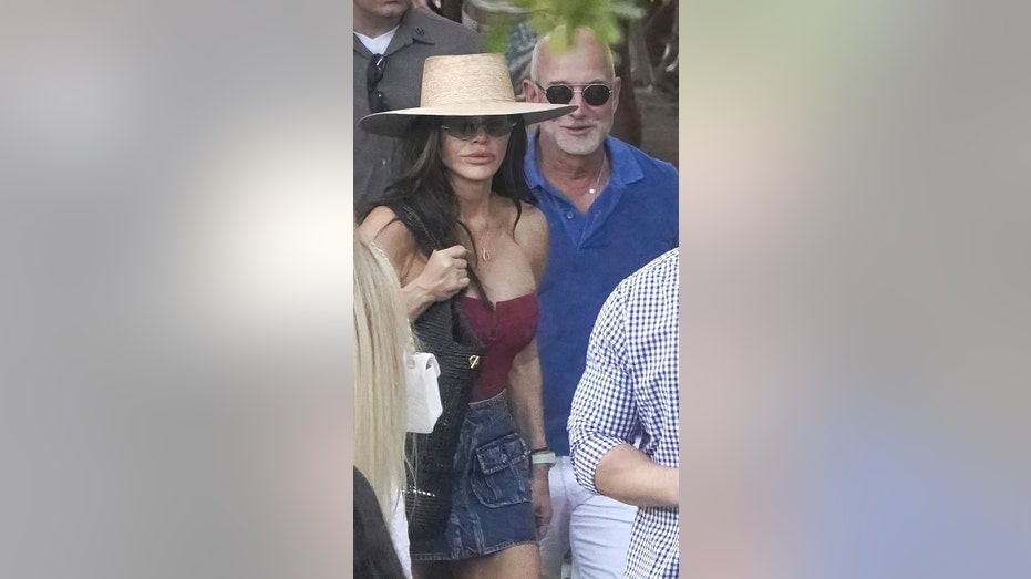 Jeff Bezos and Lauren Sanchez vacationing.