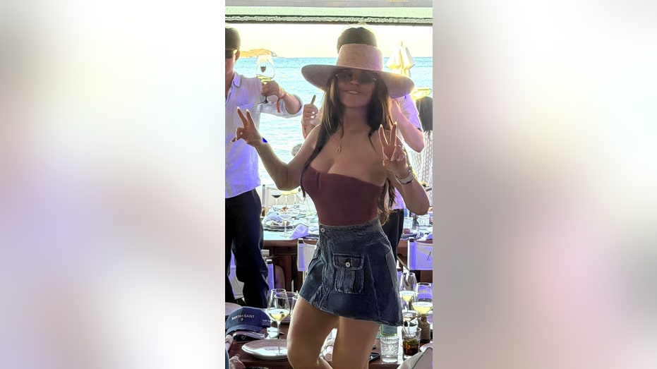 Lauren Sanchez Bezos parties in St. Barts