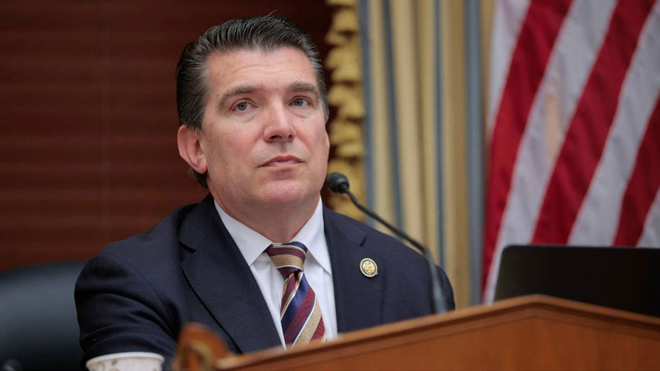 Rep. Jay Obernolte presiding over a hearing.