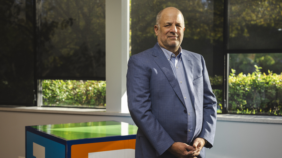 rick woldenberg challenges trump tariffs