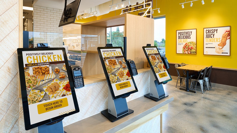 starbird-ordering-kiosk-chicken-chain