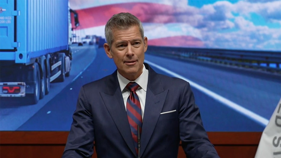 transportation-sec-sean-duffy-cdl
