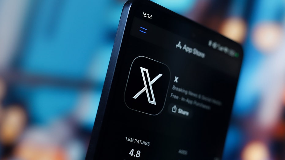 The X (Twitter) logo app store