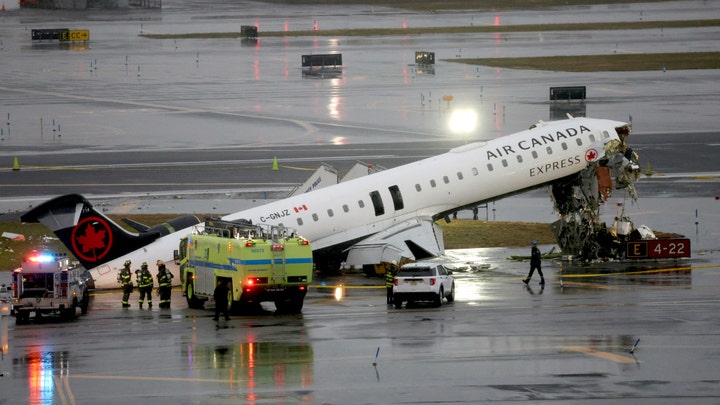 LaGuardia chaos: Hundreds of flights canceled after Air Canada collision - Fox Business News