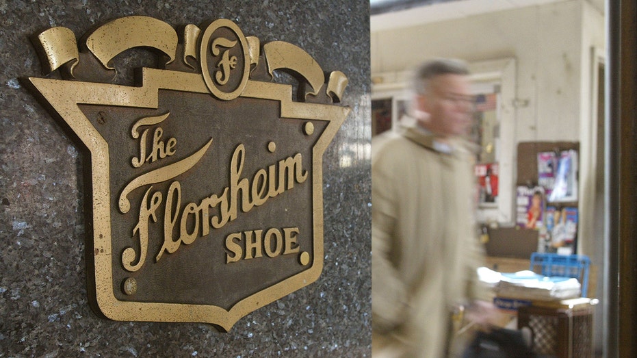 Florsheim shoe sign