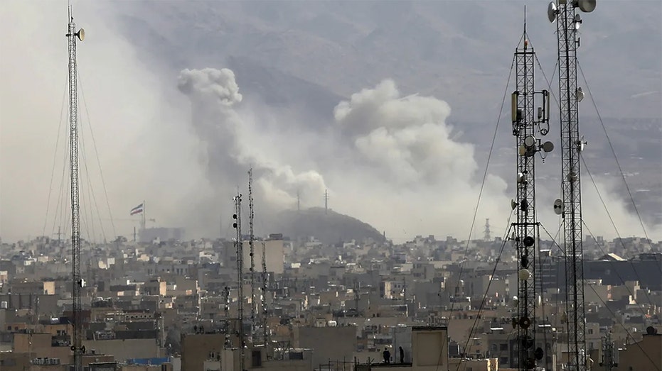 israel-attacks-on-iran-smoke