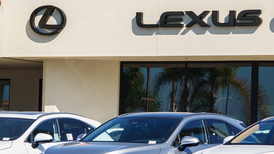 lexus dealership in california