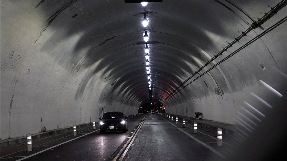 Lyft rideshare driver passes through the Second Street Tunnel
