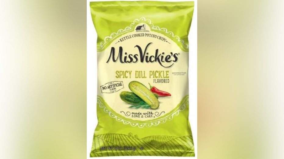 miss-vickies-spicy-dill-pickle-chips