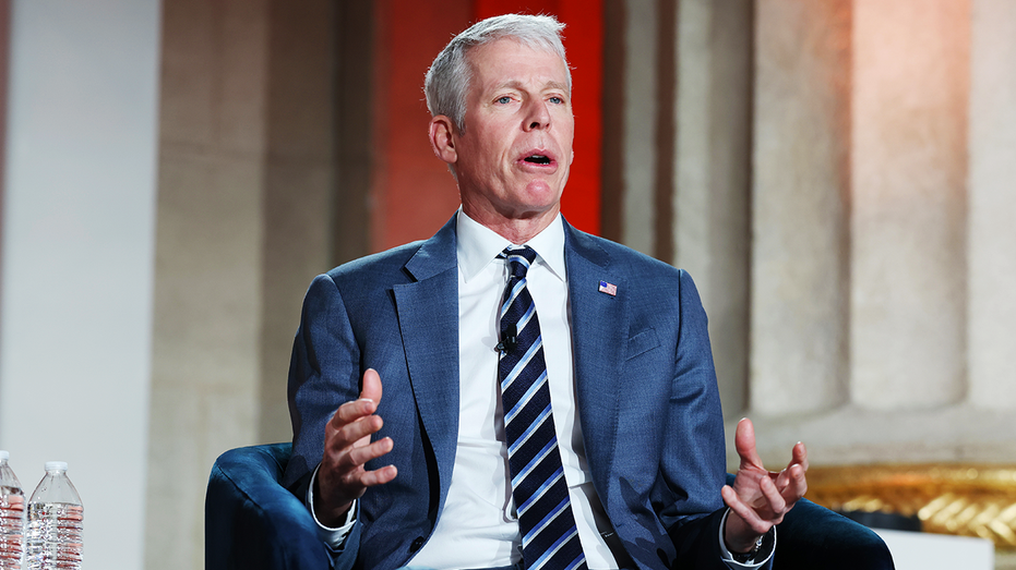 U.S. Energy Secretary