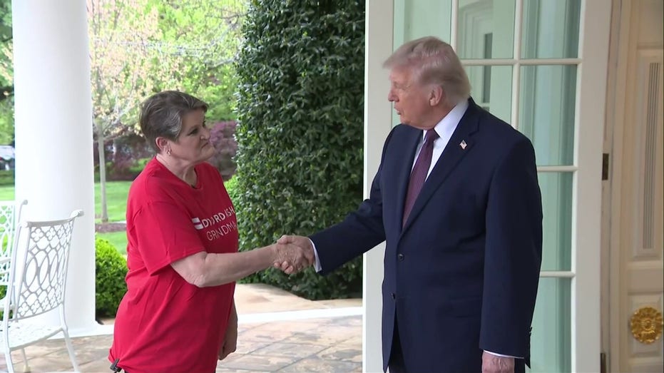 Trump meets DoorDash driver