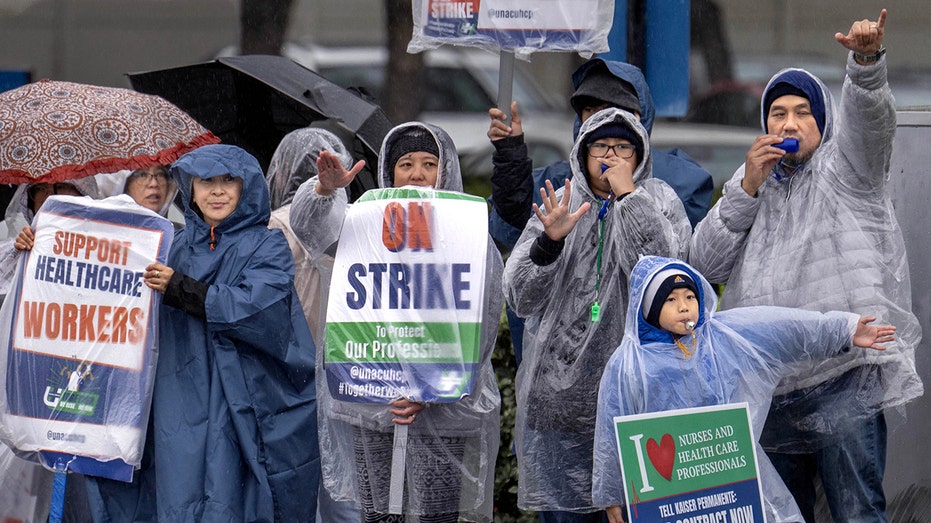 Kaiser workers on strike