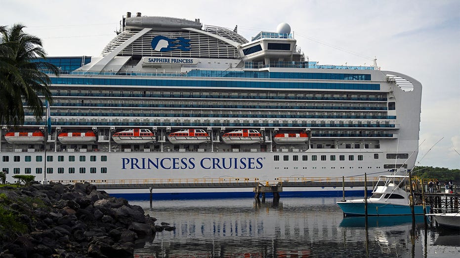 Sapphire Princess in Guatemala