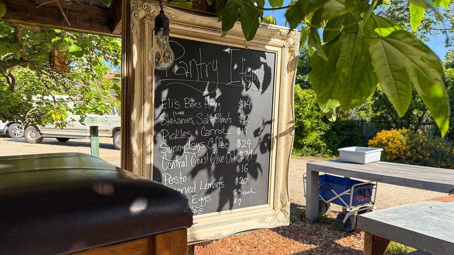 Price item list at farm