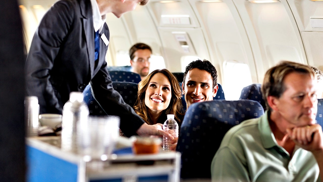 Delta to drop meals and drinks on flights underneath 350 miles