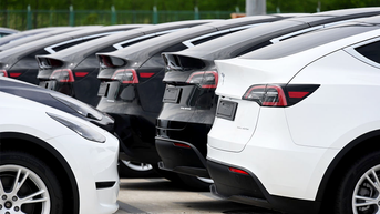 Tesla recalls more than 218K vehicles over rearview image issue that poses crash risk - Fox News