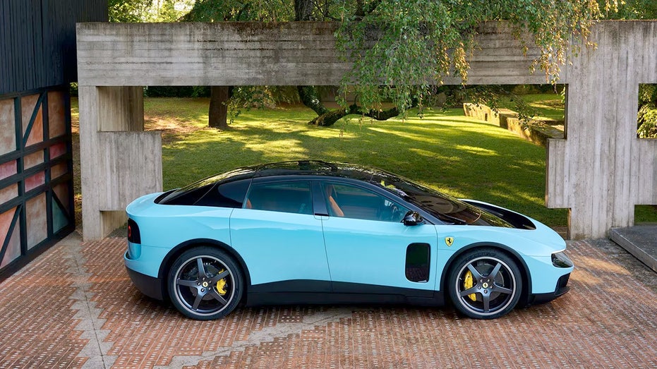 Ferrari Luce